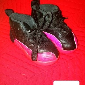 Kids Jordan retro 12